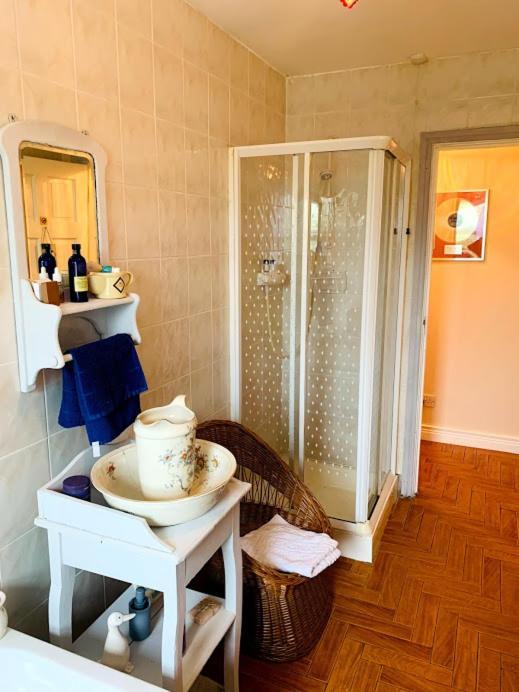 Baylet Lakeview House B&B מראה חיצוני תמונה